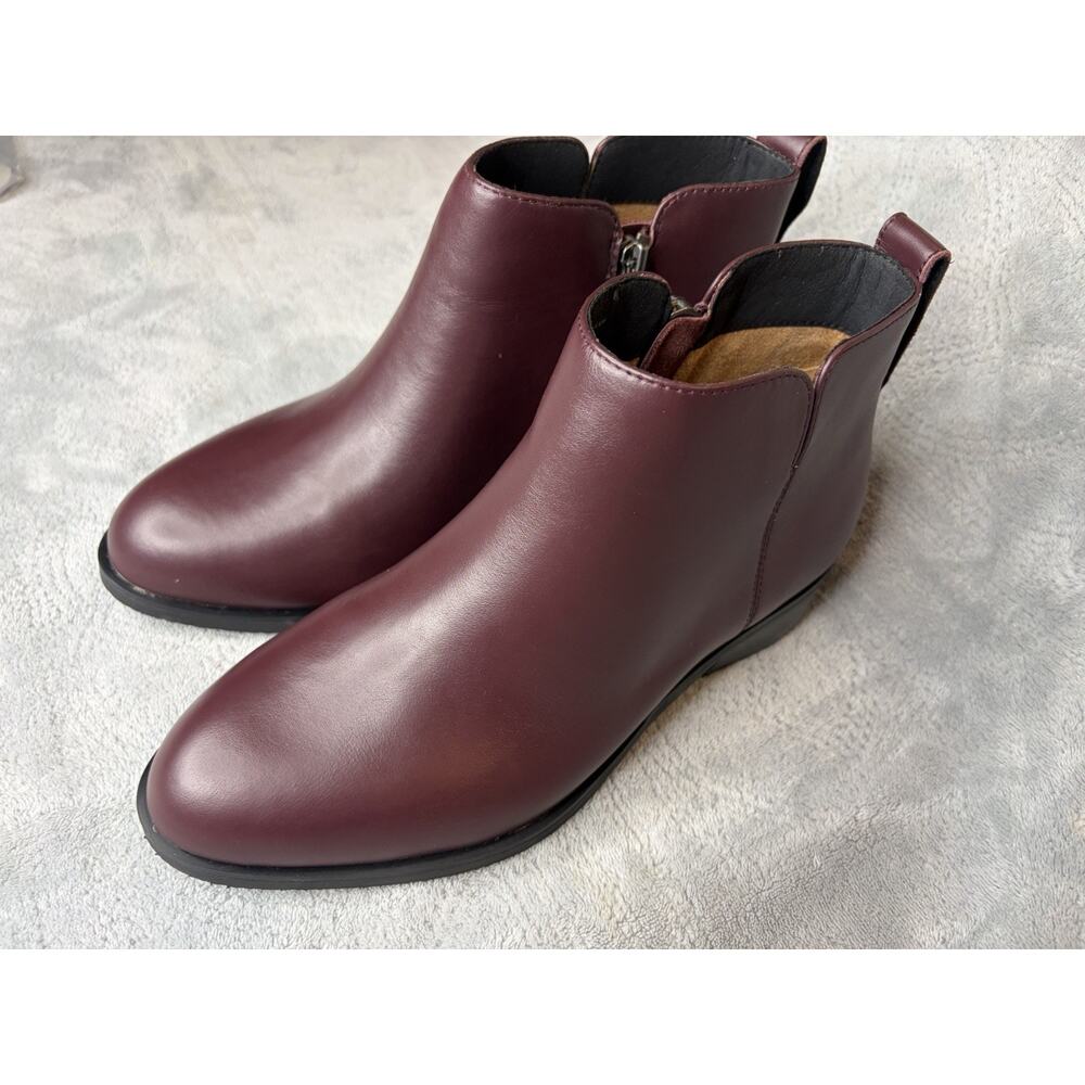 WYDR Studios Metro Muse Everyday Zip Bootie Wine Red Leather Women's Size 9 - Picture 3 of 10